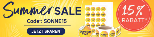 Ein gelber Banner zeigt einen Summer Sale mit dem Rabatt-Code SONNE15, vier Produkte in Form eines Einzelstickers, eines Aufklebers auf Bogen, eines Aufklebers auf Rolle sowie einen Blanko-Aufkleber auf Bogen. Rechts ist ein Störer mit der Aufschrift 15% Rabatt zu sehen.