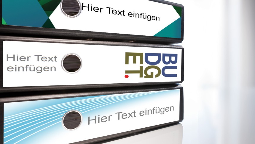 Breite Ordnerrücken