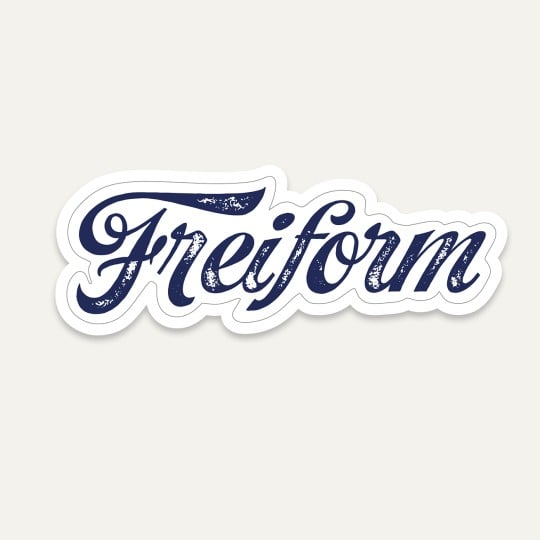 Ein Sticker mit Text Freiform ist zu sehen.