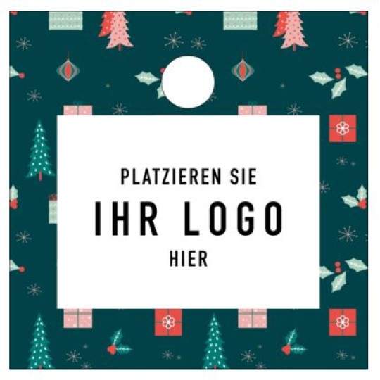 Grüner Hintergrund mit Bäumen, Geschenken und Schneeflocken
