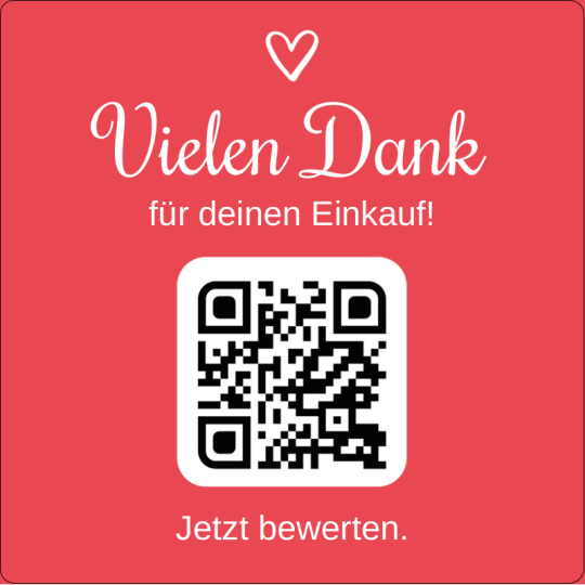 Auf dem quadratischen Aufkleber ist ein QR Code und die Aufforderung den Einkauf zu bewerten.