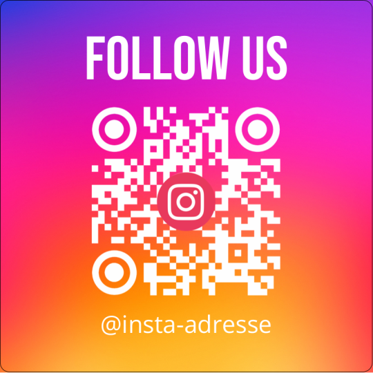 Auf dem Aufkleber ist ein QR Code und der Aufforderung "Follow Us auf Instagram"