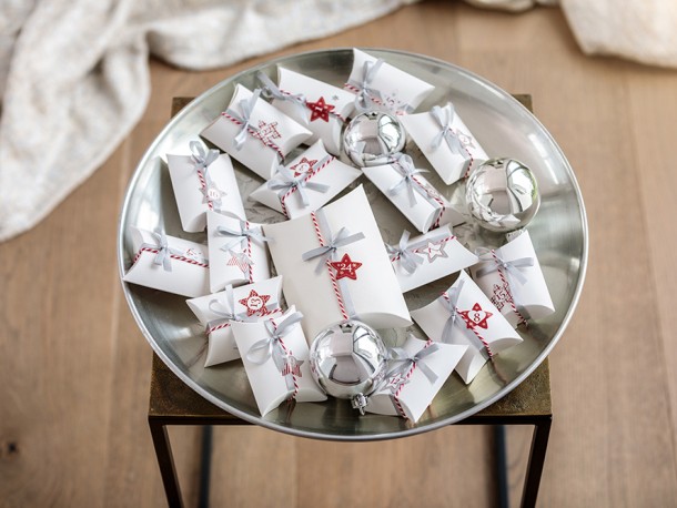 Weihnachtliche Basteltipps Mit Stickern Avery Zweckform