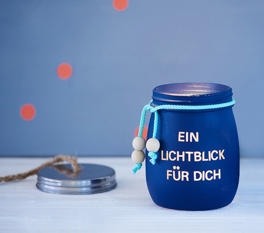 Windlicht mit Z-Design Buchstabenstickern selbst gemacht