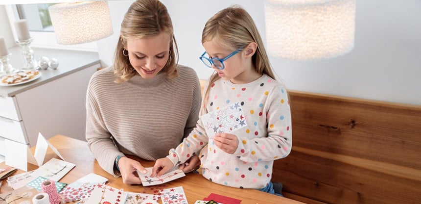 Weihnachtskarten mit Kindern basteln Basteltipps