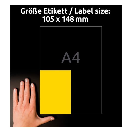 Größenvergleich mit Hand, Artikel: 3459, ein Bogen Farbige Etiketten, Format: 105 x 148 mm, Farbe: Gelb