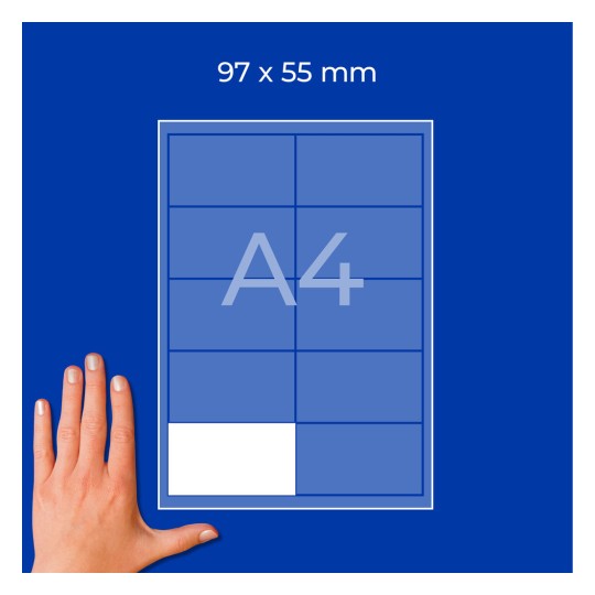 Hand neben einem A4-Blatt-Diagramm mit einem 97 × 55 mm Etikett und Gitter?
