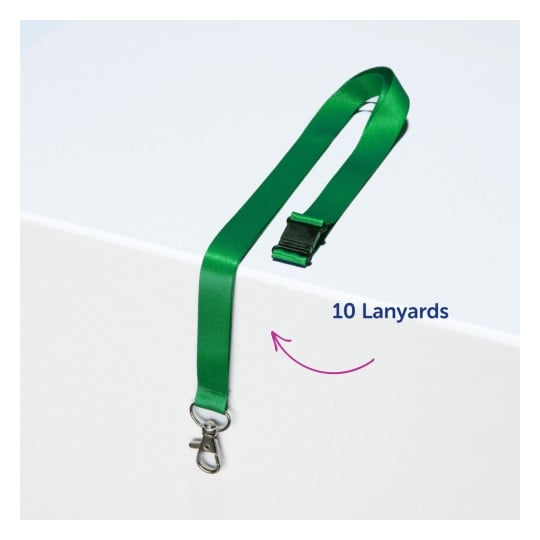Das Bild zeigt ein grünes Lanyard mit einem Clip, das auf einer weißen Fläche liegt. Der Text gibt an: "10 Lanyards".