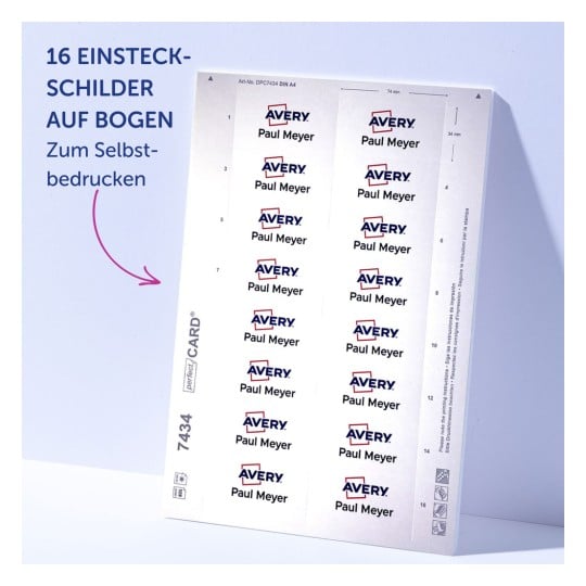 Das Bild zeigt ein Blatt mit selbstklebenden Etiketten mit dem Namen 'Paul Meyer' und dem Avery-Logo, angeordnet in einem Rastermuster. Insgesamt gibt es 16 Etiketten, die zum Drucken und persönlichen Gebrauch bestimmt sind.