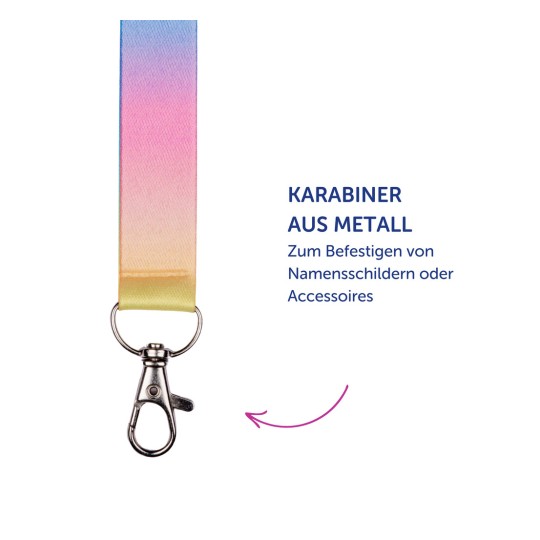 Das Bild zeigt ein buntes Schlüsselband mit einem metallischen Clip am Ende. Das Schlüsselband verblasst von Blau zu Pink zu Gelb. Der Text beschreibt es als einen Metallkarabiner zum Anbringen von Namensschildern oder Accessoires.