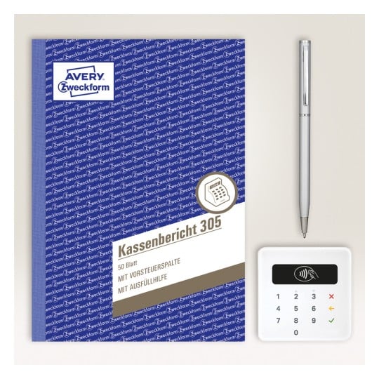 Das Bild zeigt ein blaues Notizbuch mit der Aufschrift 'Kassenbericht 305' von Avery Zweckform, einen silbernen Stift und ein weißes Zahlungsterminal.
