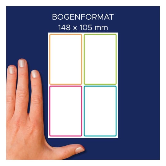 Größenvergleich mit Hand, Artikel: NAME8C, ein Bogen Namens-Etiketten, Format: 48 x 70 mm, Farbe: