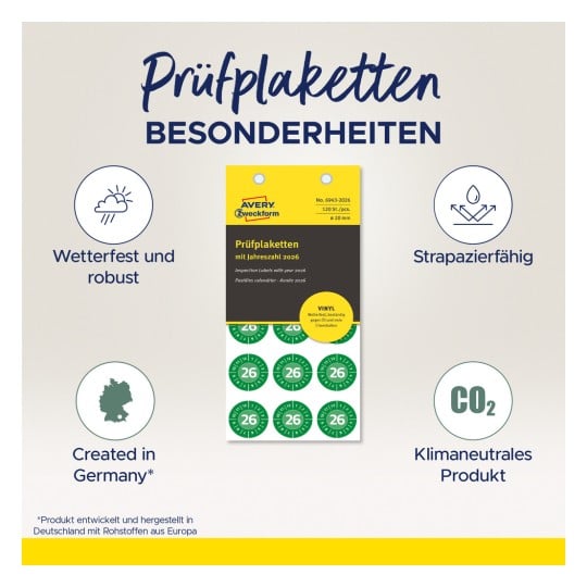 Das Bild zeigt Prüfplaketten für das Jahr 2026, die langlebig und wetterfest sind, hergestellt von Avery Zweckform in Deutschland.