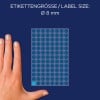 Größenvergleich mit Hand, Artikel: 3011, ein Bogen Markierungspunkte, Format: ⌀ 8 mm, Farbe: Blau