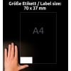Größenvergleich mit Hand, Artikel: 6173, ein Bogen Universal-Etiketten, Format: 70 x 37 mm, Farbe: Weiß