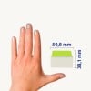 Größenvergleich mit Hand, Artikel: 74753, ein Bogen Haftstreifen, Format: 50,8 x 38,1 mm, Farbe: neongrün, neonorange, neonpink
