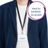 Eine Person trägt einen marineblauen Blazer und ein weißes Hemd und zeigt ein Namensschild, das an einem Lanyard befestigt ist. Auf dem Schild steht „Melvin Dopper, Designer“. Eine grafische Überlagerung erwähnt, dass es ideal für Namensschilder ist.